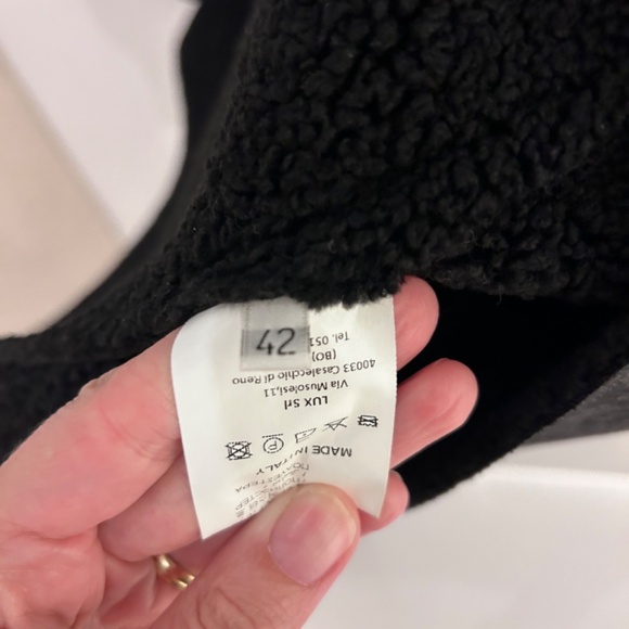 Oversized Collection Privee Jacket - Picture 3 of 3